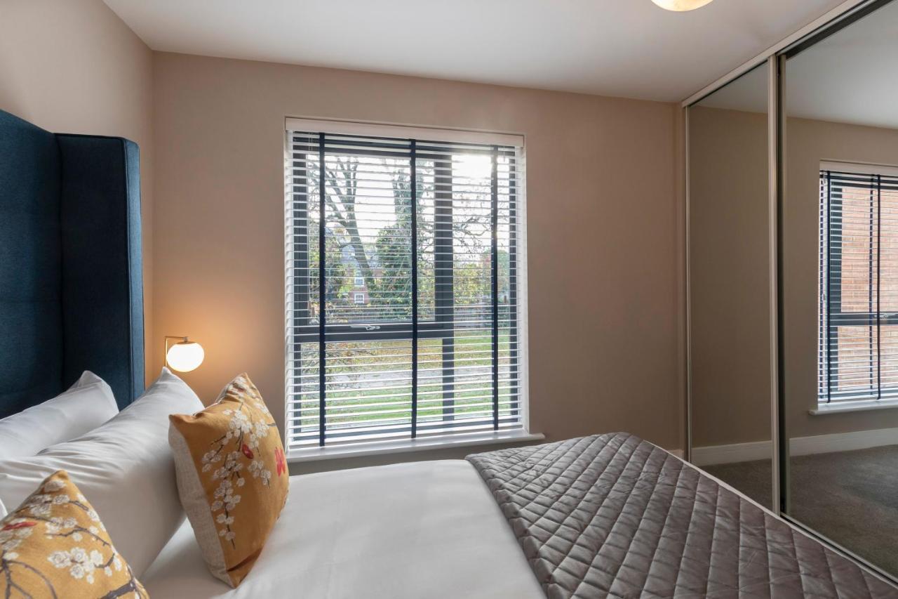 Elliot Oliver - Luxurious Two Bedroom Apartment With Parking Gloucester Zewnętrze zdjęcie