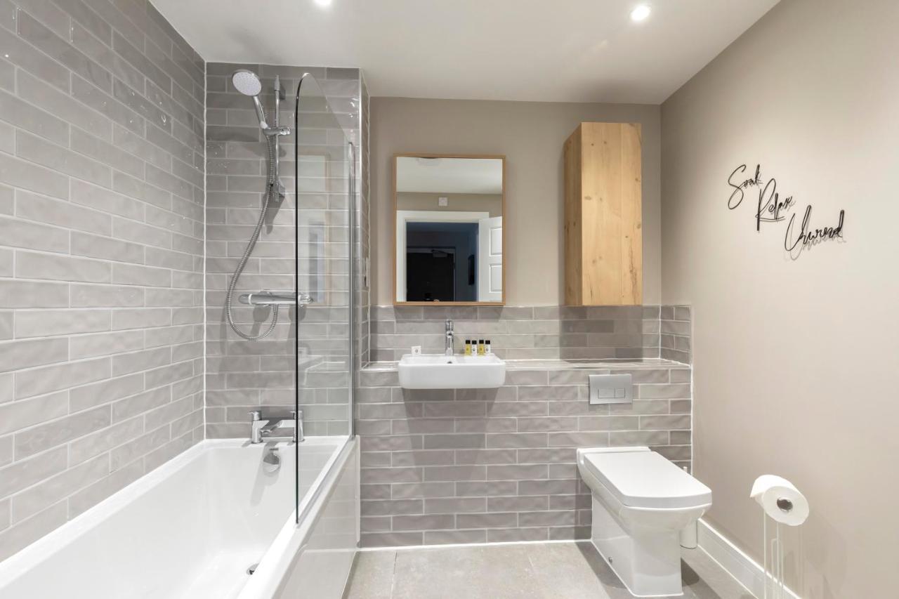 Elliot Oliver - Luxurious Two Bedroom Apartment With Parking Gloucester Zewnętrze zdjęcie